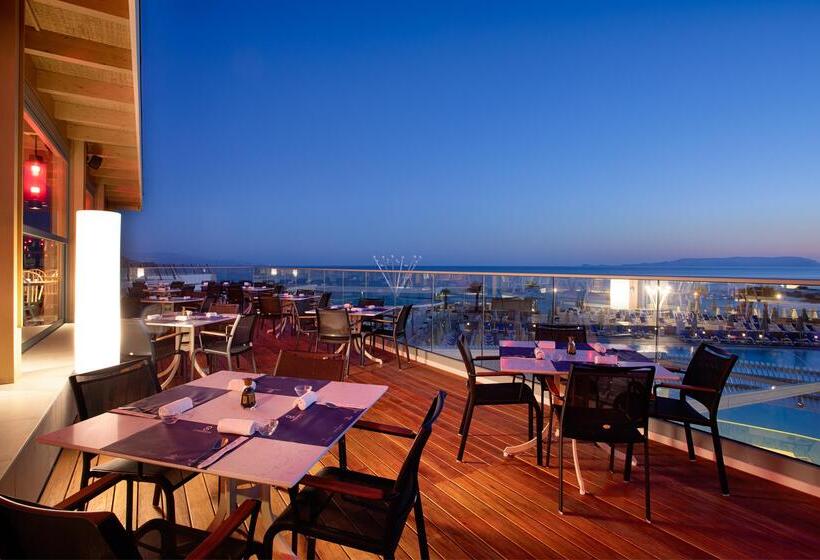 هتل Arina Beach Resort