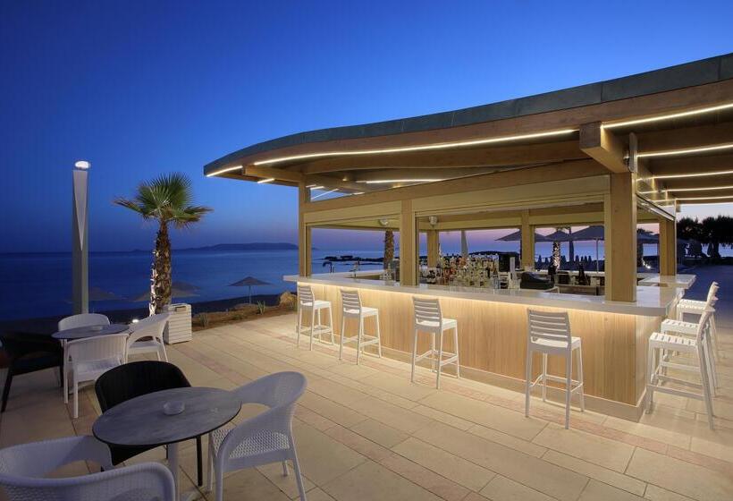 هتل Arina Beach Resort