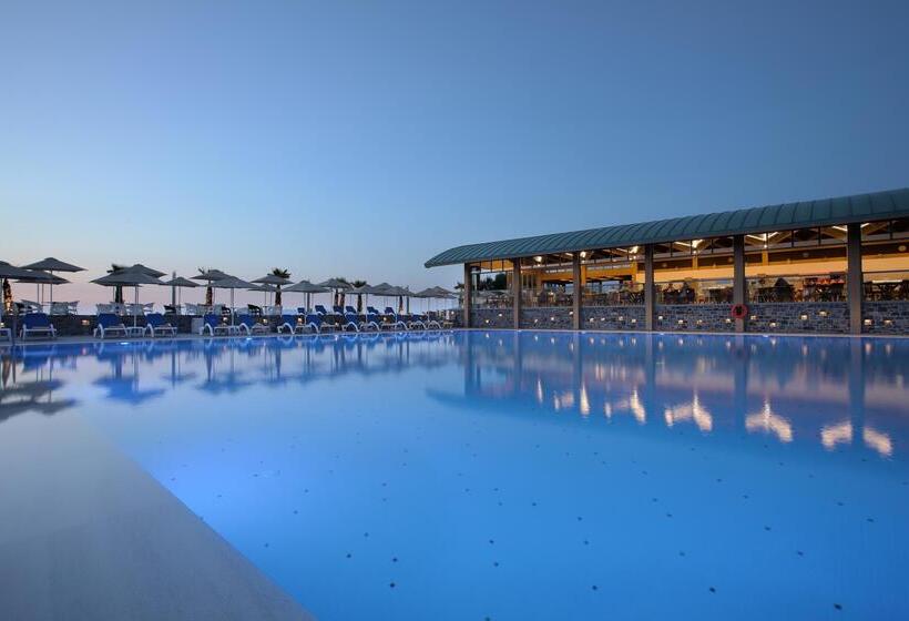 فندق Arina Beach Resort