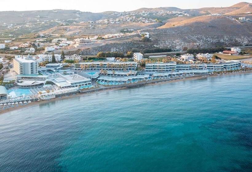 هتل Arina Beach Resort