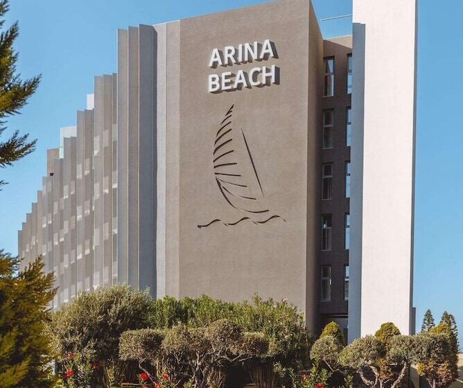 فندق Arina Beach Resort