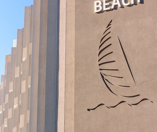 هتل Arina Beach Resort
