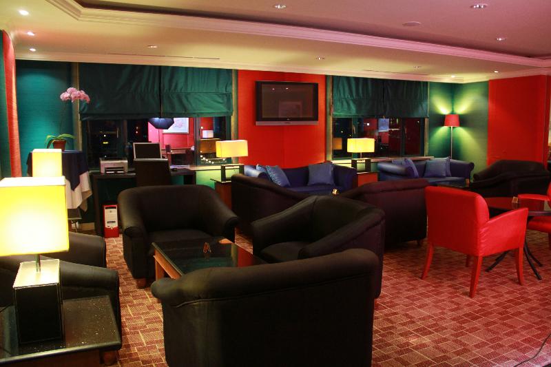 هتل Aryaduta Makassar