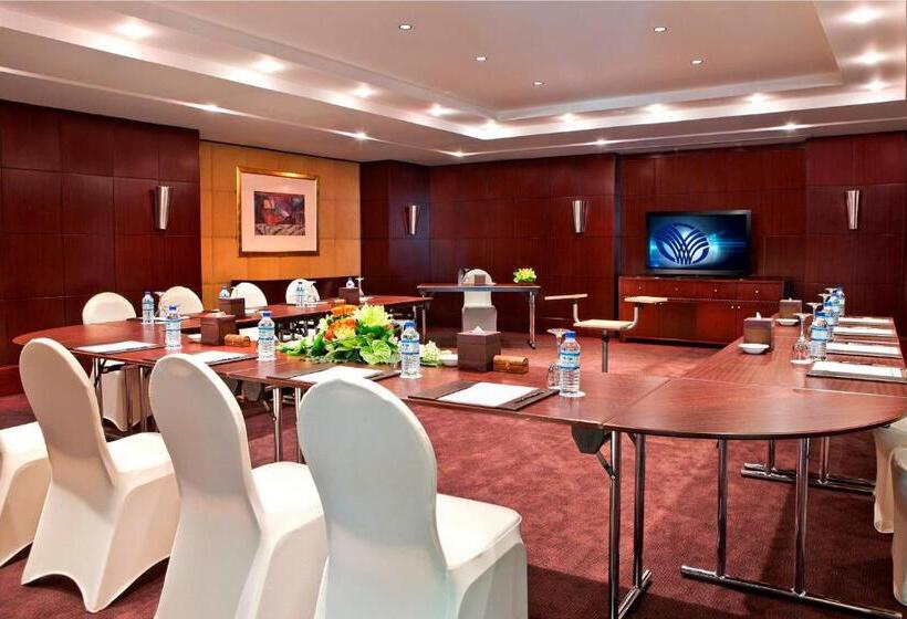 هتل Beach Rotana   Abu Dhabi