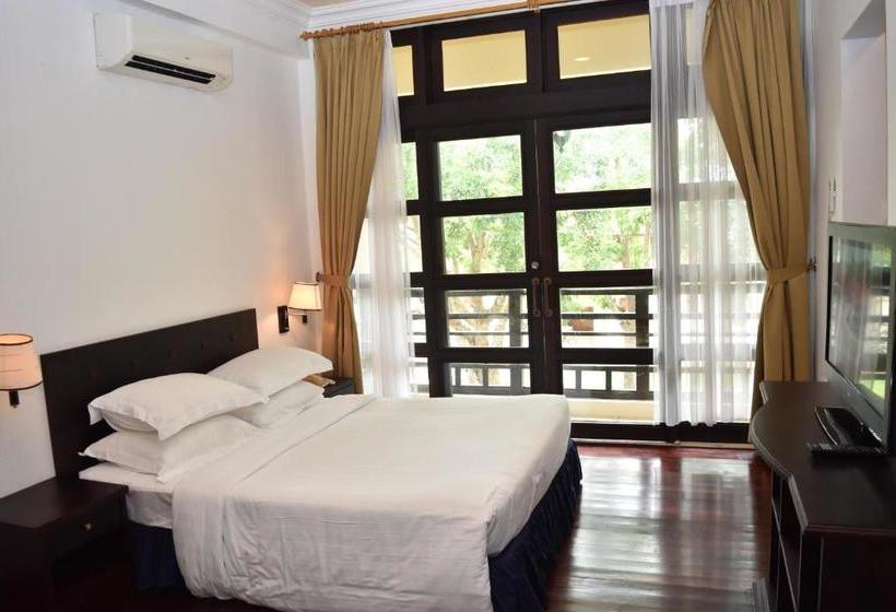 هتل Bintan Lagoon Resort