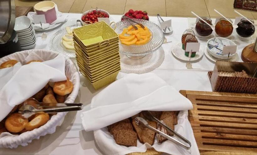 Birkenhof Gols B & B Wohlfühl Hotel Mit Wochenend Restaurant