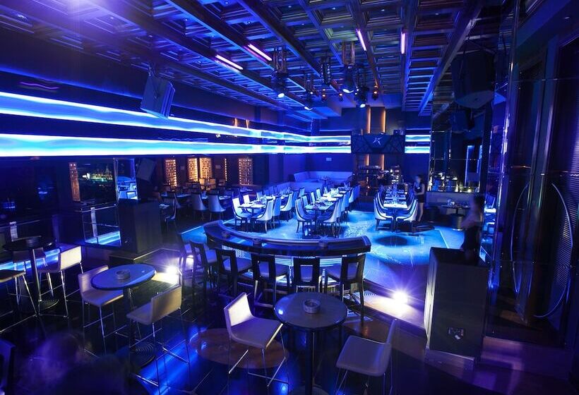 Fotos del hotel Capitol Hotel:  17