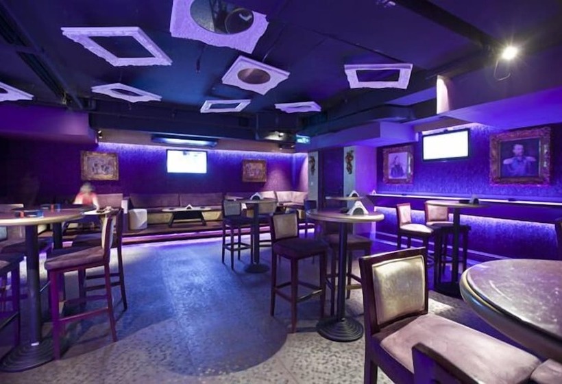 Fotos del hotel Capitol Hotel:  18