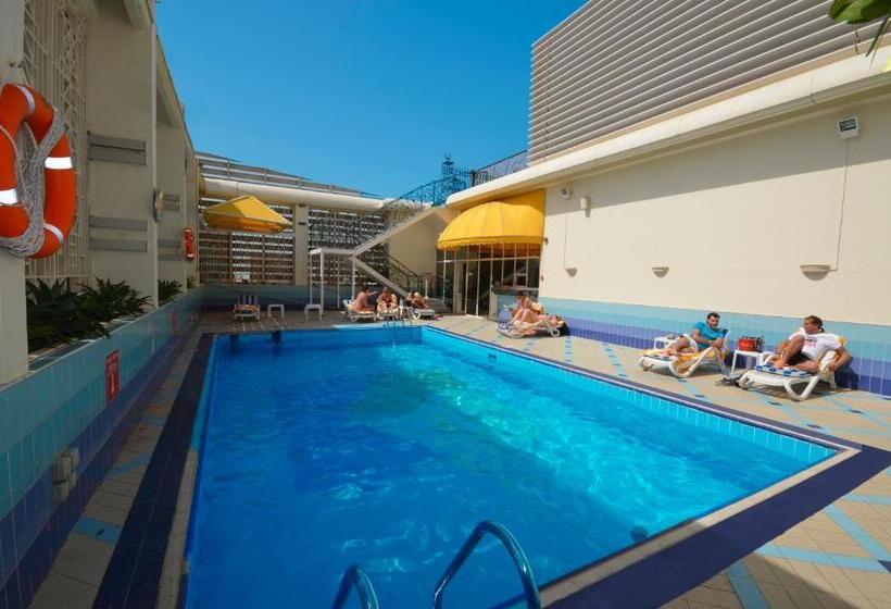 هتل Copthorne Downtown By Millennium