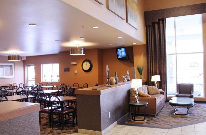 Crystal Inn Hotel & Suites Midvalley