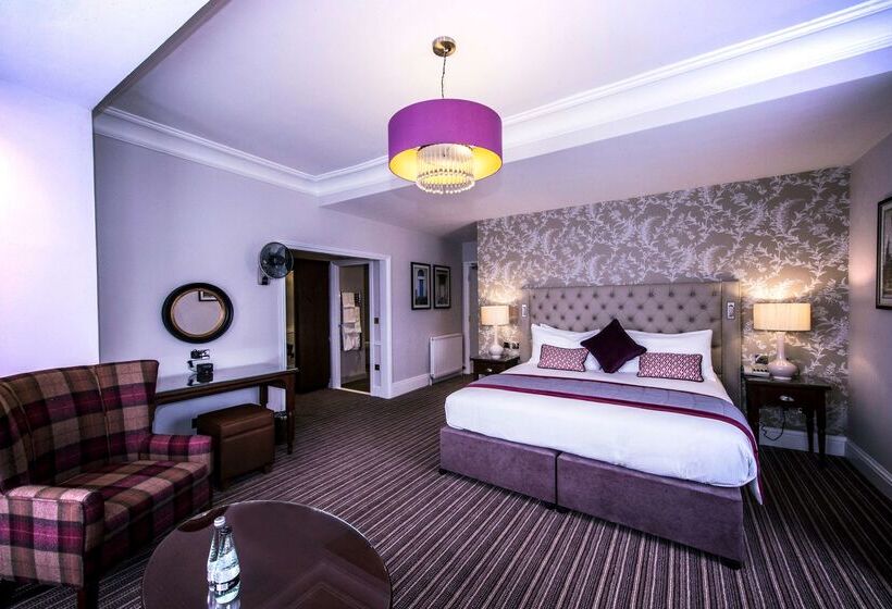 هتل Doubletree By Hilton Cheltenham Cotswolds