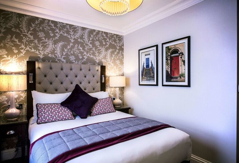 هتل Doubletree By Hilton Cheltenham Cotswolds