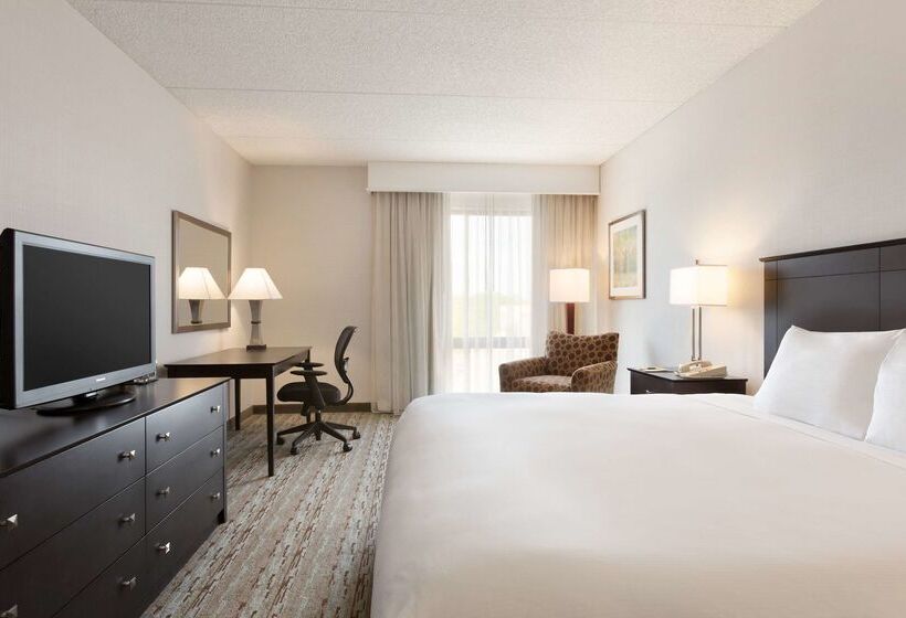 בית מלון כפרי Doubletree By Hilton Hartford Bradley Airport
