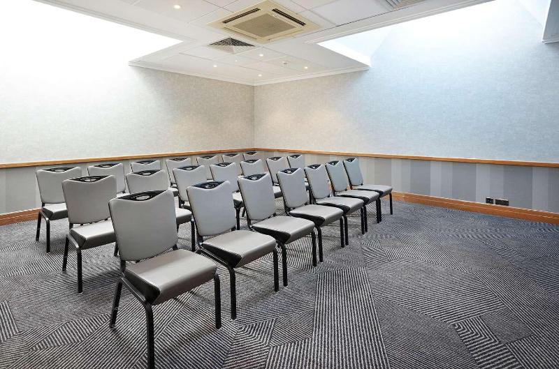 هتل Doubletree By Hilton Southampton
