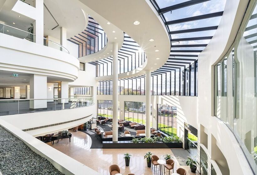 هتل Grand Chancellor Hobart