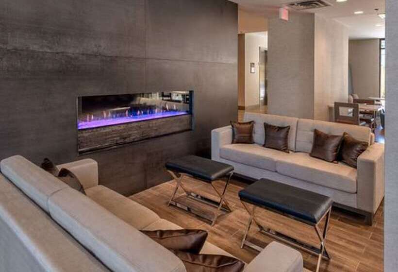 هتل Hampton Inn & Suites South Lake Tahoe
