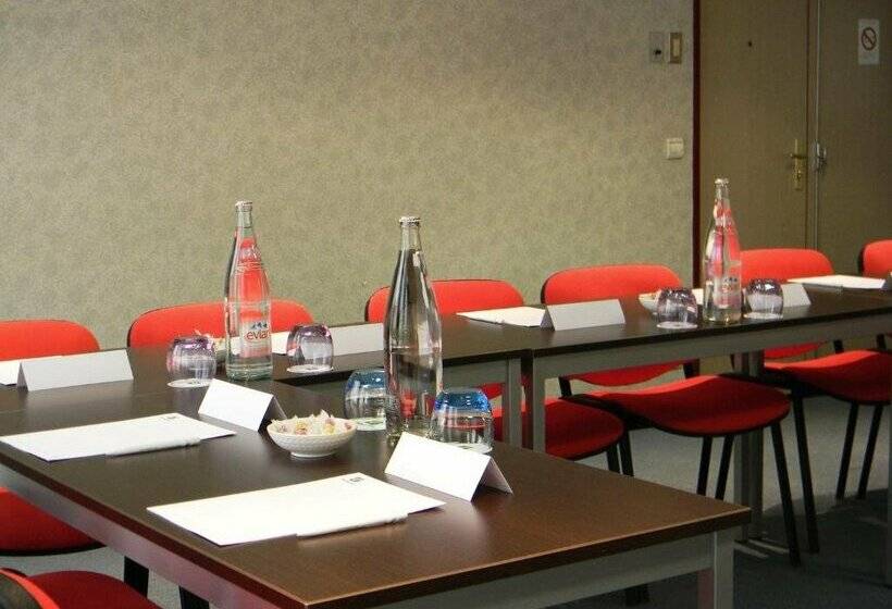 Fotos del hotel Holiday Inn Paris Montmartre, An Ihg:  11