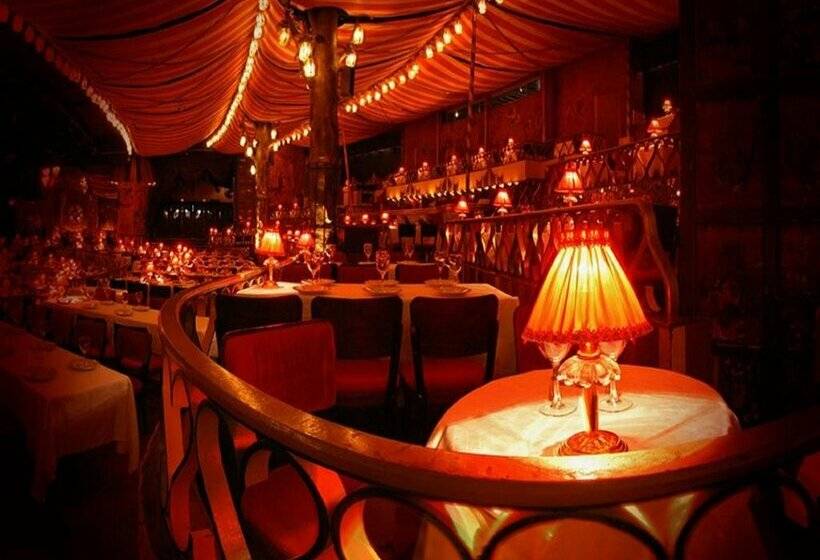 Fotos del hotel Holiday Inn Paris Montmartre, An Ihg:  33