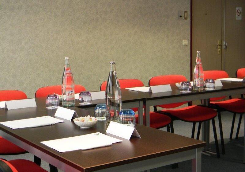 Fotos del hotel Holiday Inn Paris Montmartre, An Ihg:  49