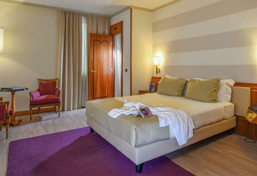 Fotos del hotel Leon D'oro:  12 Fotos del hotel Leon D'oro:  12