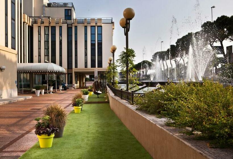 Fotos del hotel Leon D'oro:  9 Fotos del hotel Leon D'oro:  9