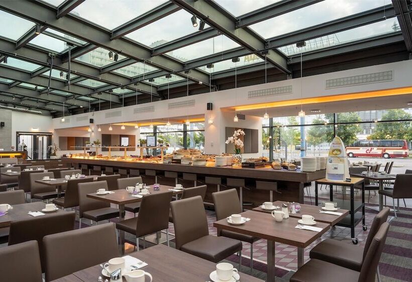 Fotos del hotel Park Inn By Radisson Berlin Alexanderplatz:  8