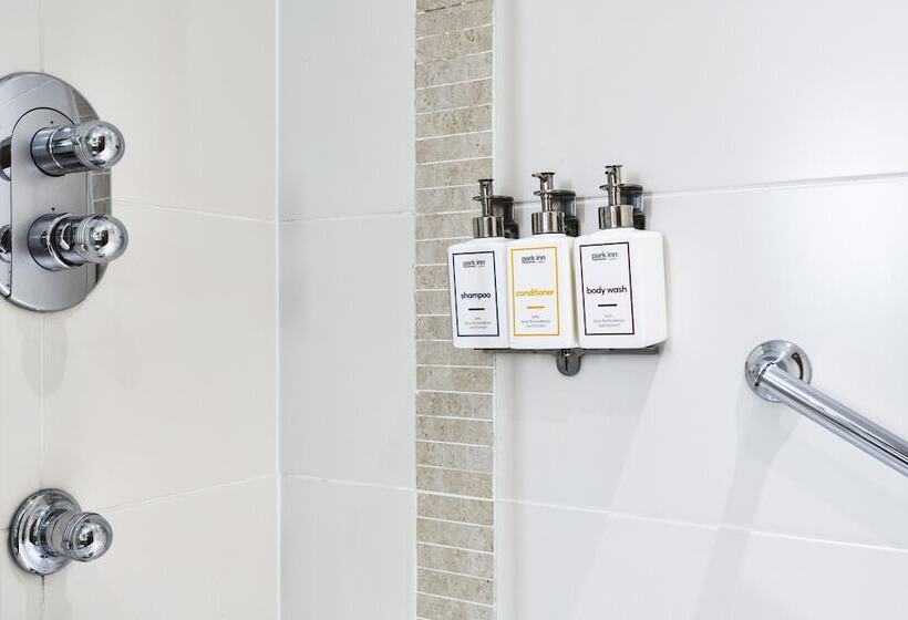 Fotos del hotel Park Inn By Radisson Cardiff City Centre:  35 Fotos del hotel Park Inn By Radisson Cardiff City Centre:  35