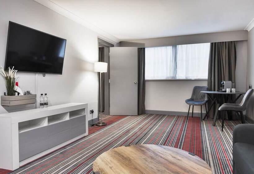 Fotos del hotel Park Inn By Radisson Cardiff City Centre:  18 Fotos del hotel Park Inn By Radisson Cardiff City Centre:  18