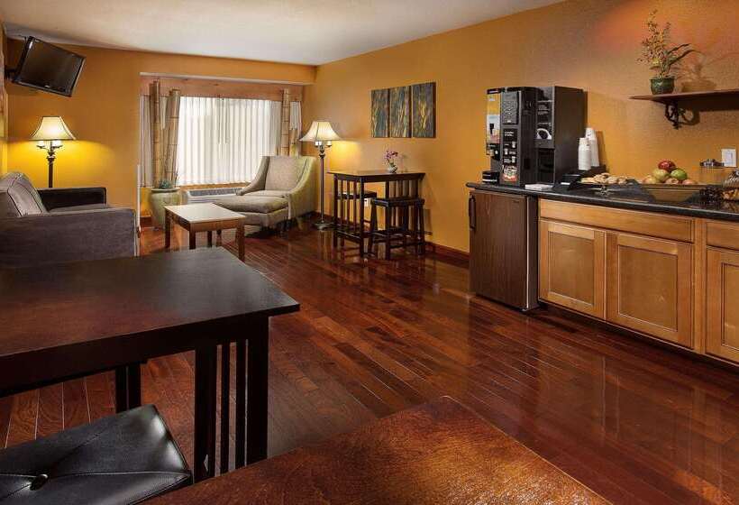 Hotel Radisson  Portland Airport