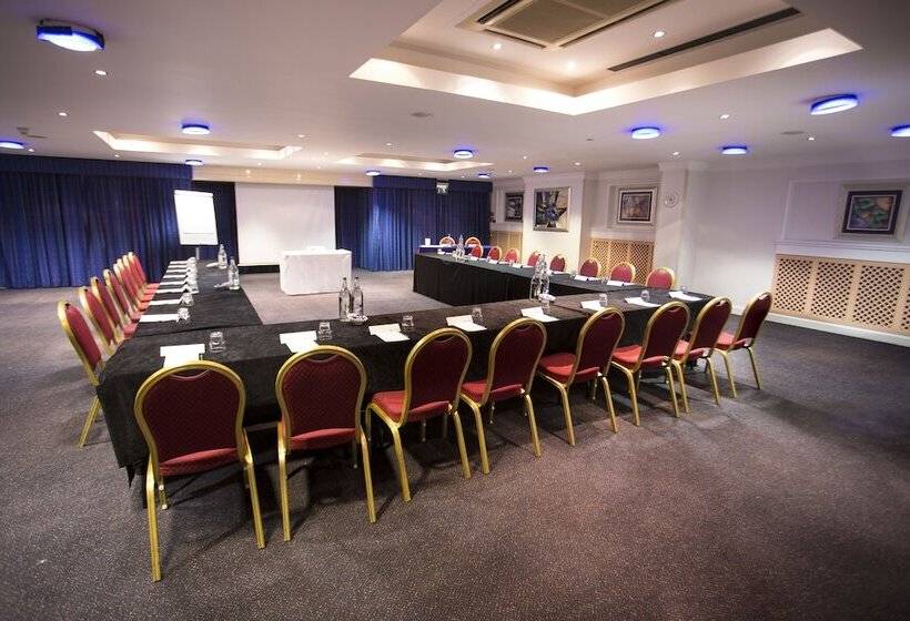 هتل Penns Hall