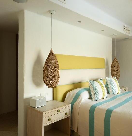 Hotel Romazzino, A Luxury Collection , Costa Smeralda