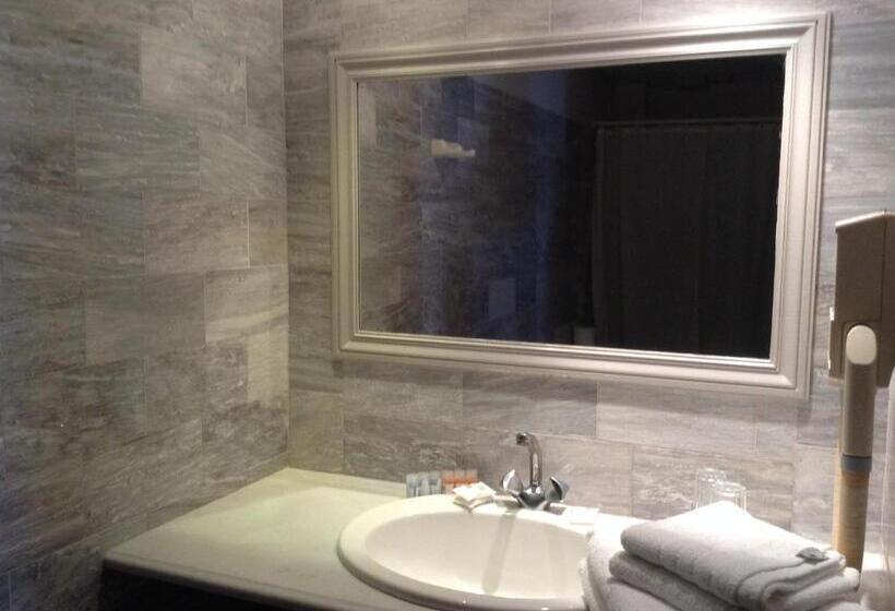 בית מלון כפרי Rose Bay