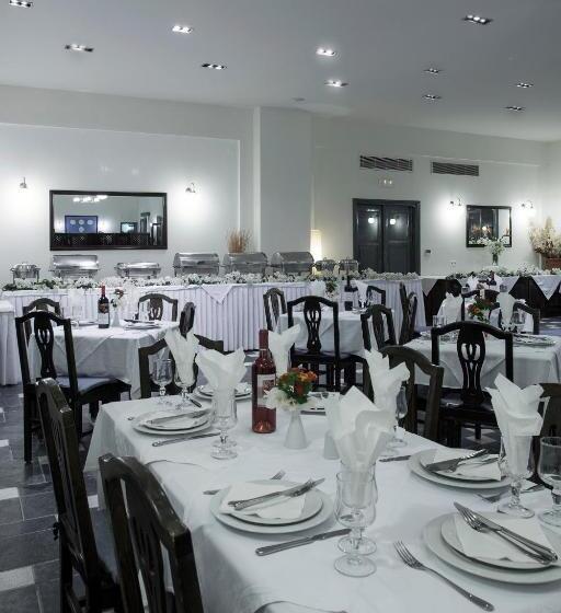 בית מלון כפרי Rose Bay