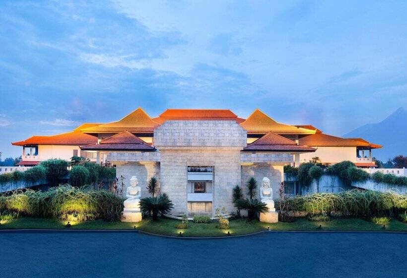 هتل Sheraton Mustika Yogyakarta Resort & Spa