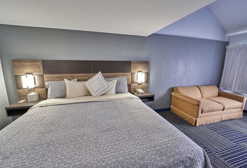 هتل Admiralty Inn & Suites   A Red Collection