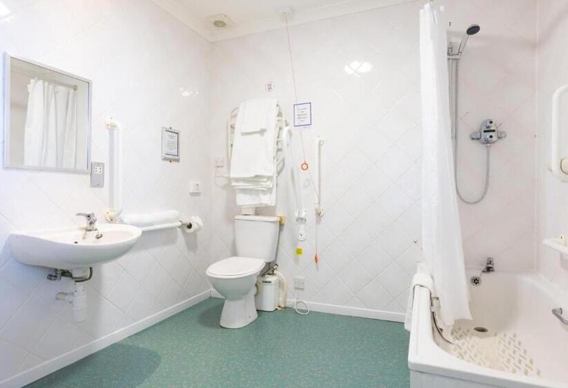 ホテル The County