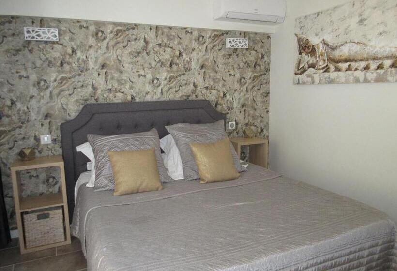 Villa Tricoli B&b Avec Piscine