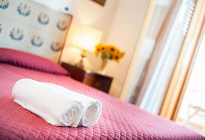 Grand Hotel De Rose