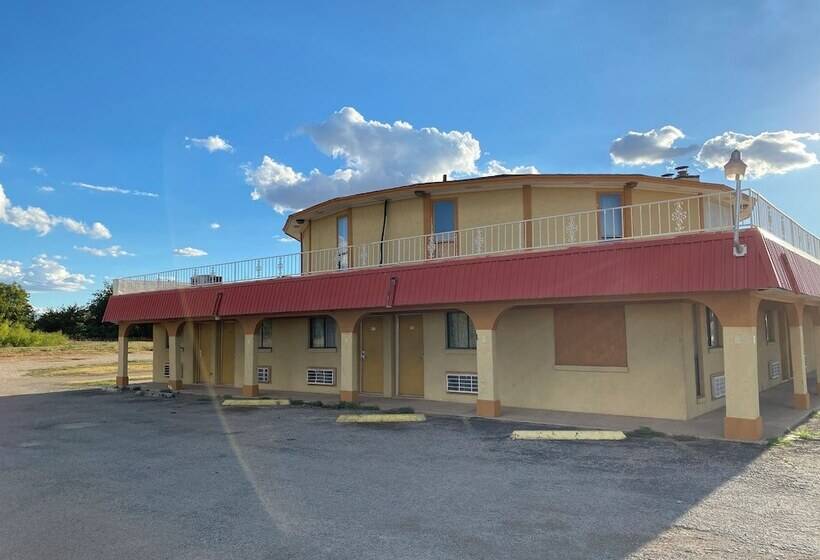 בית מלון כפרי American Star Inn