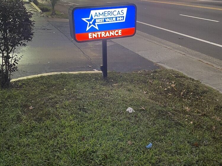 ホテル Americas Best Value Inn Gainesville