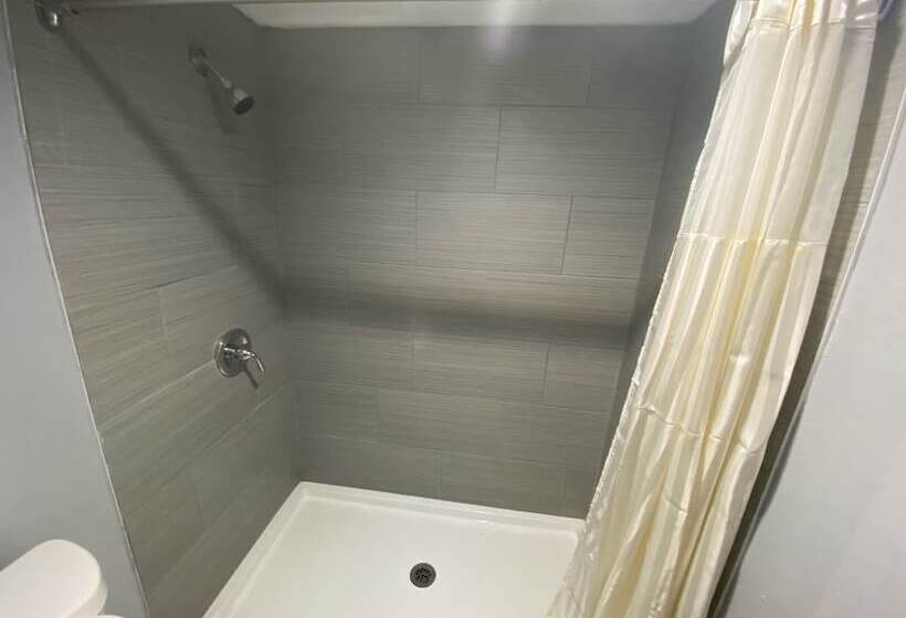هتل Americas Best Value Inn Gainesville