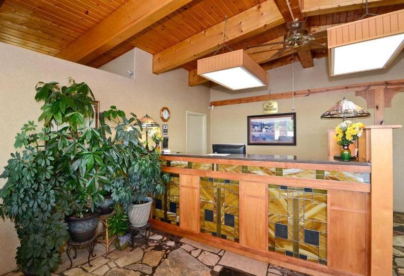 فندق Americas Best Value Inn Iola