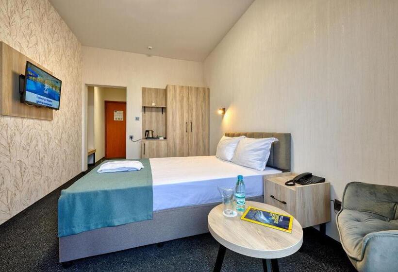 هتل Augusta Spa