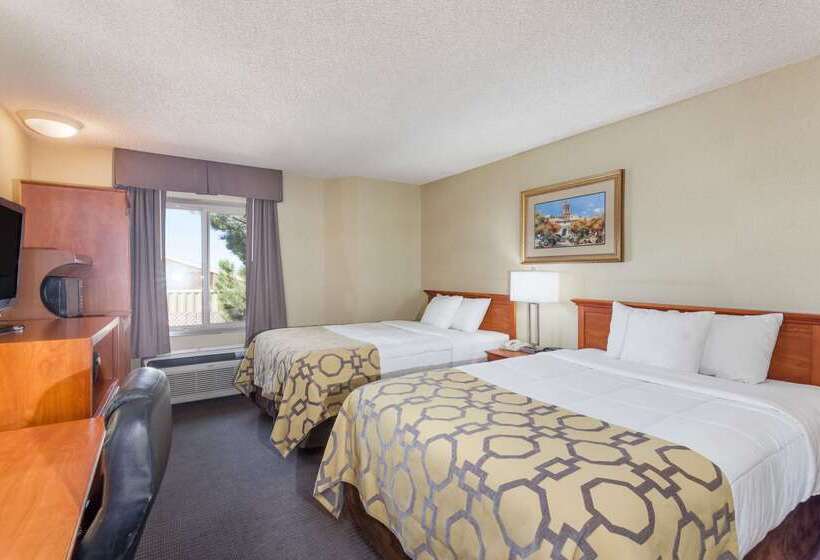 בית מלון כפרי Baymont By Wyndham Barstow Historic Route 66