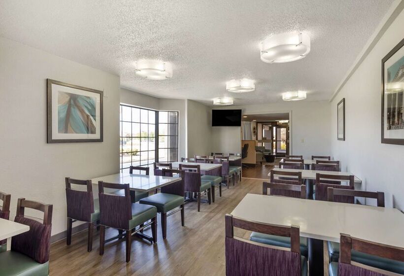 בית מלון כפרי Best Western Athens Inn