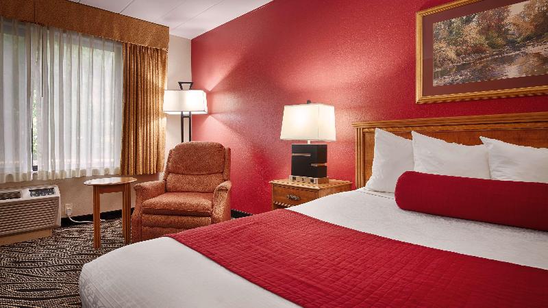 בית מלון כפרי Best Western Braddock Inn