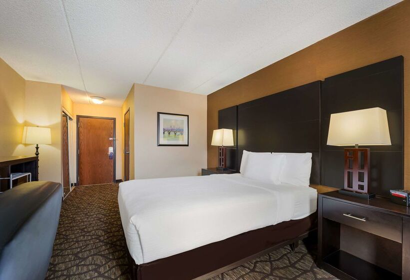 בית מלון כפרי Best Western Detroit Livonia