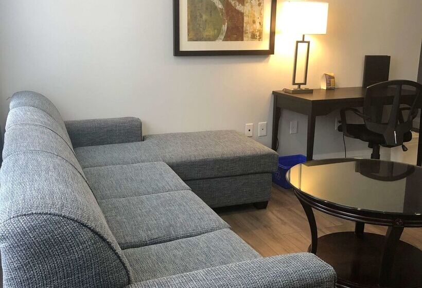 فندق Best Western Plus Barrie