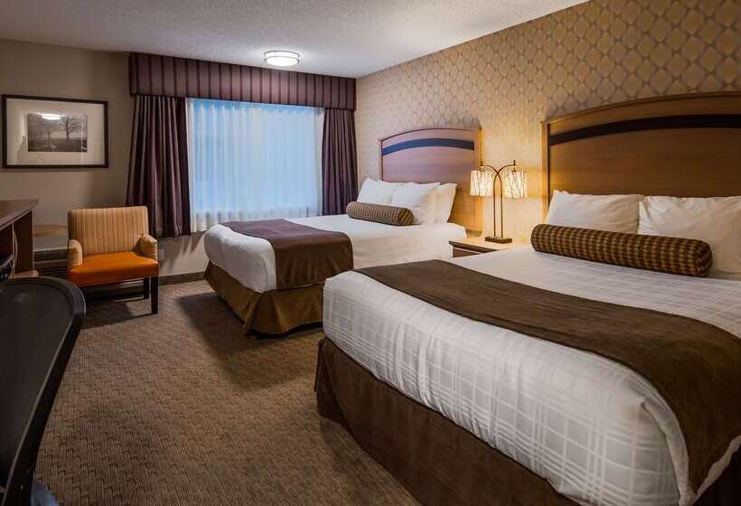 هتل Best Western Plus Country Meadows Inn