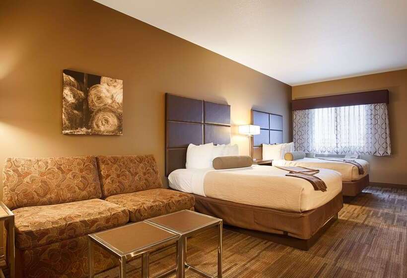 هتل Best Western Plus Night Watchman Inn & Suites